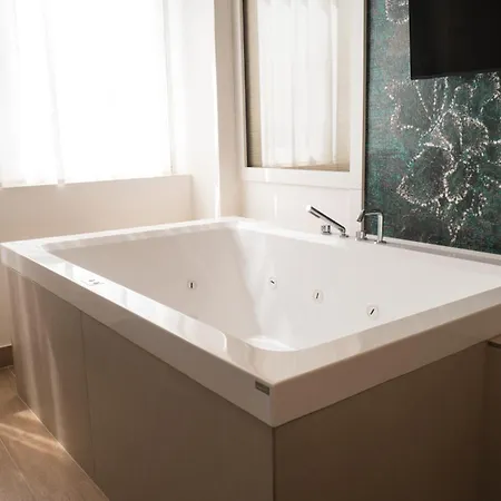 Bed & Breakfast Monumental Luxury Caserta